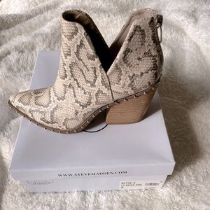 Steve Madden Alyse Boots
